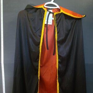 Vampire Cape Men Costume Cosplay Outfit , One Size, NWOT